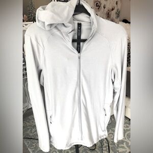 Lululemon Mens Chrome in colour zip up~ Size S